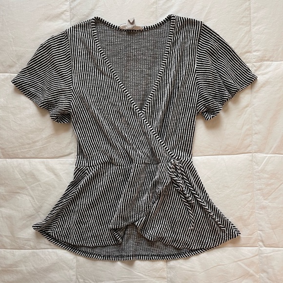 Stripped Tie Top - Picture 1 of 1